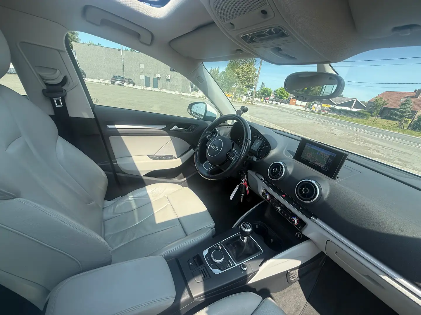 Audi A3 Sportback 1.2 TFSI Ambition - Vista 4
