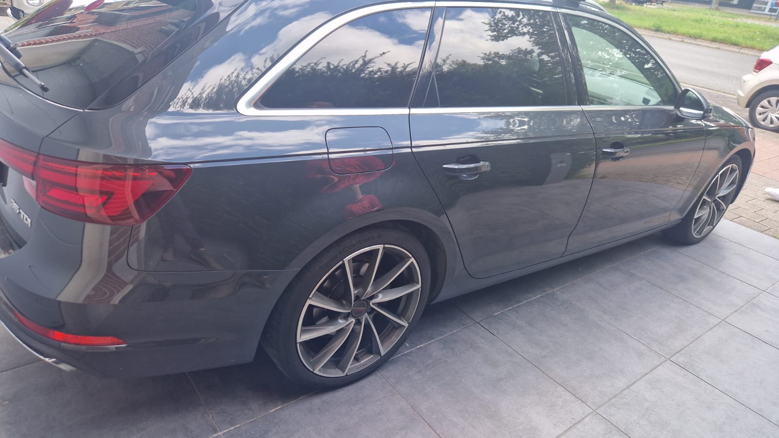 Audi A4 Avant 2.0 TDI - Vista 2