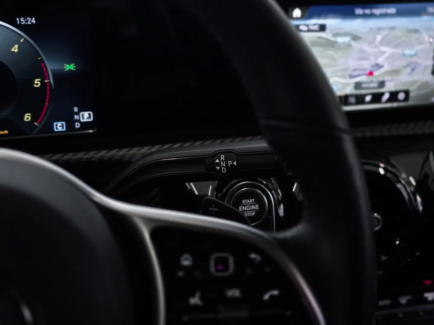 Mercedes-Benz A 180 AMG Line - Vista 2