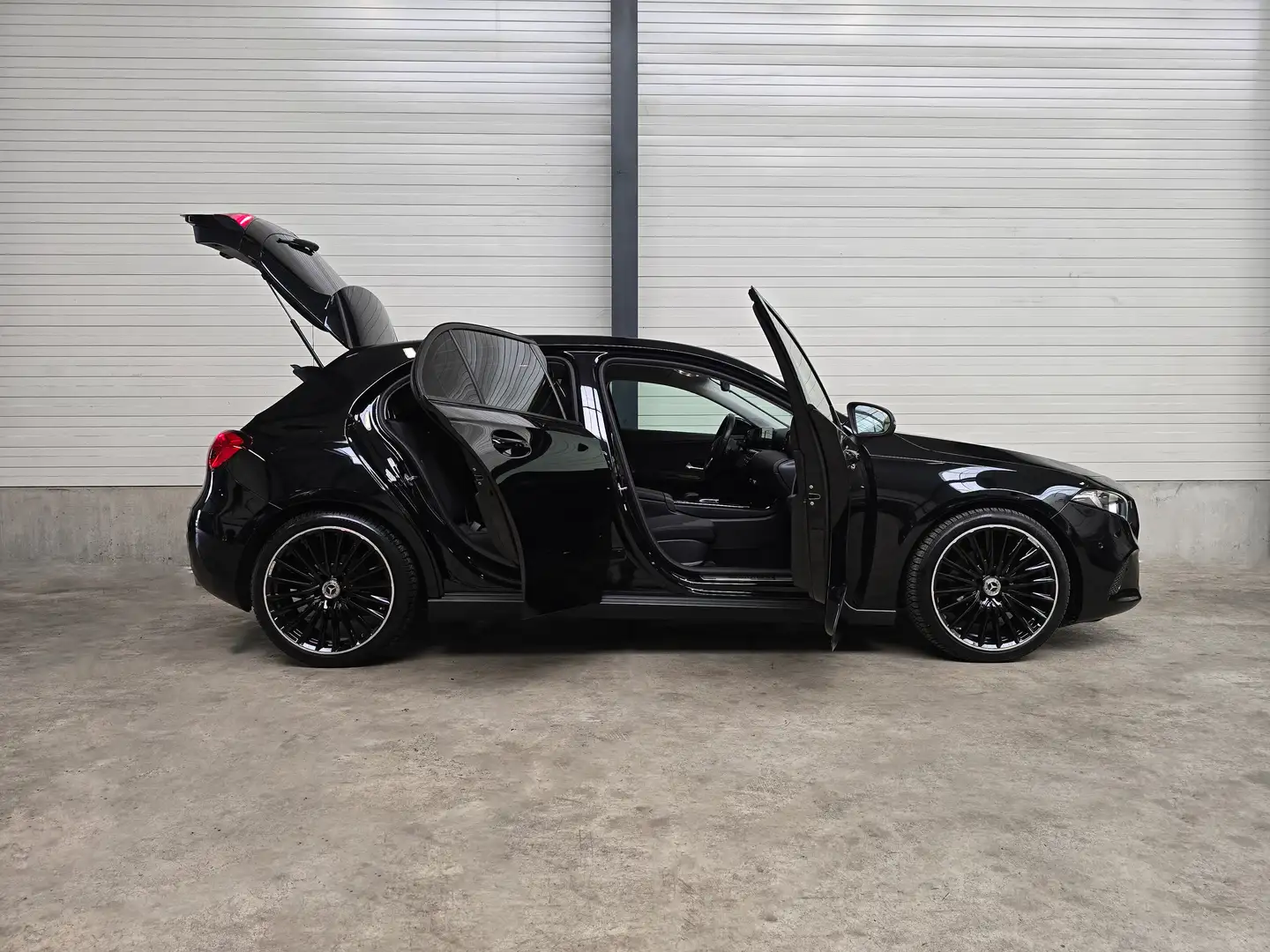 Mercedes-Benz A 180 AMG Line - Vista 5